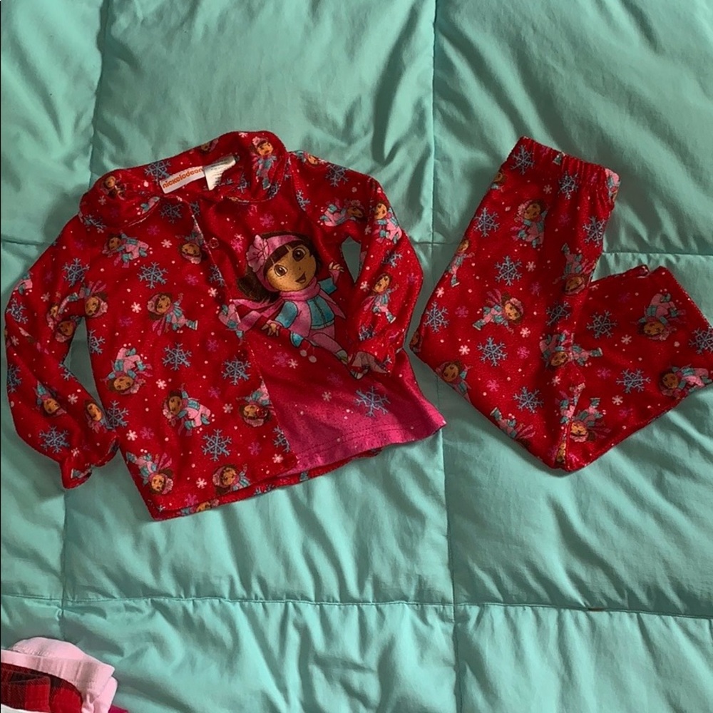 3T Nickelodeon Dora Snowflake pjs